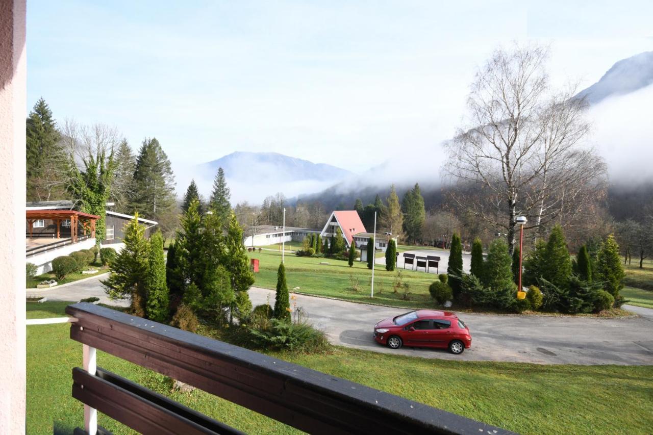 Hotel Mladost Tjentiste Exterior photo