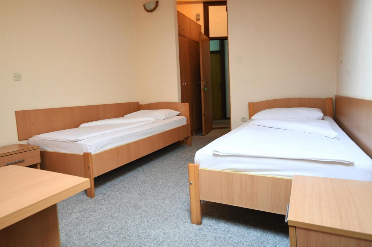 Hotel Mladost Tjentiste Exterior photo